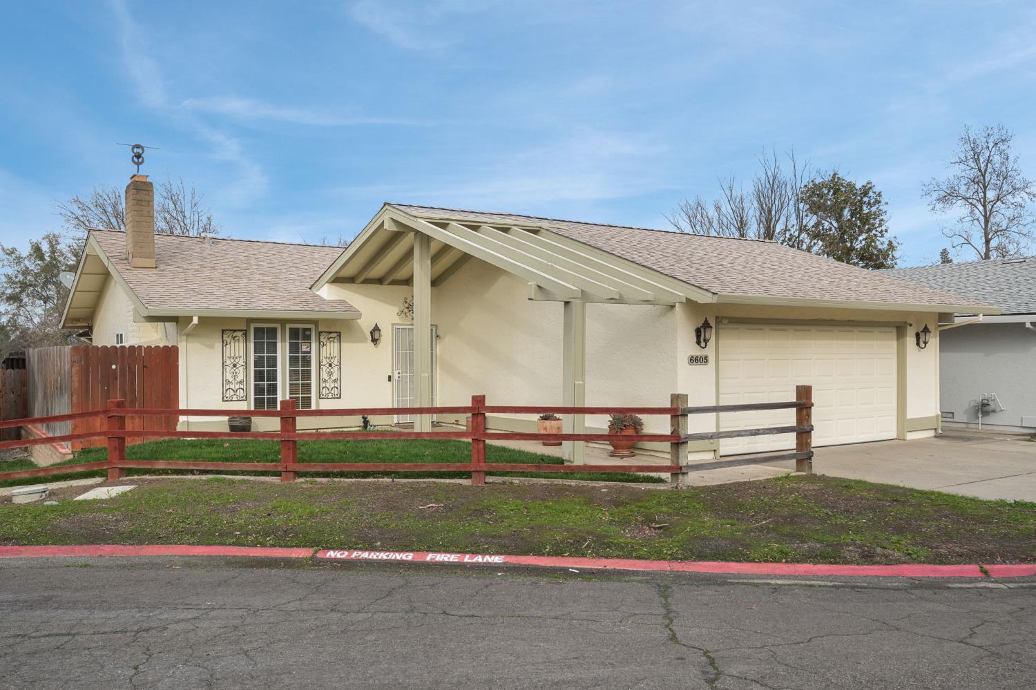 6605 Vierna Ct